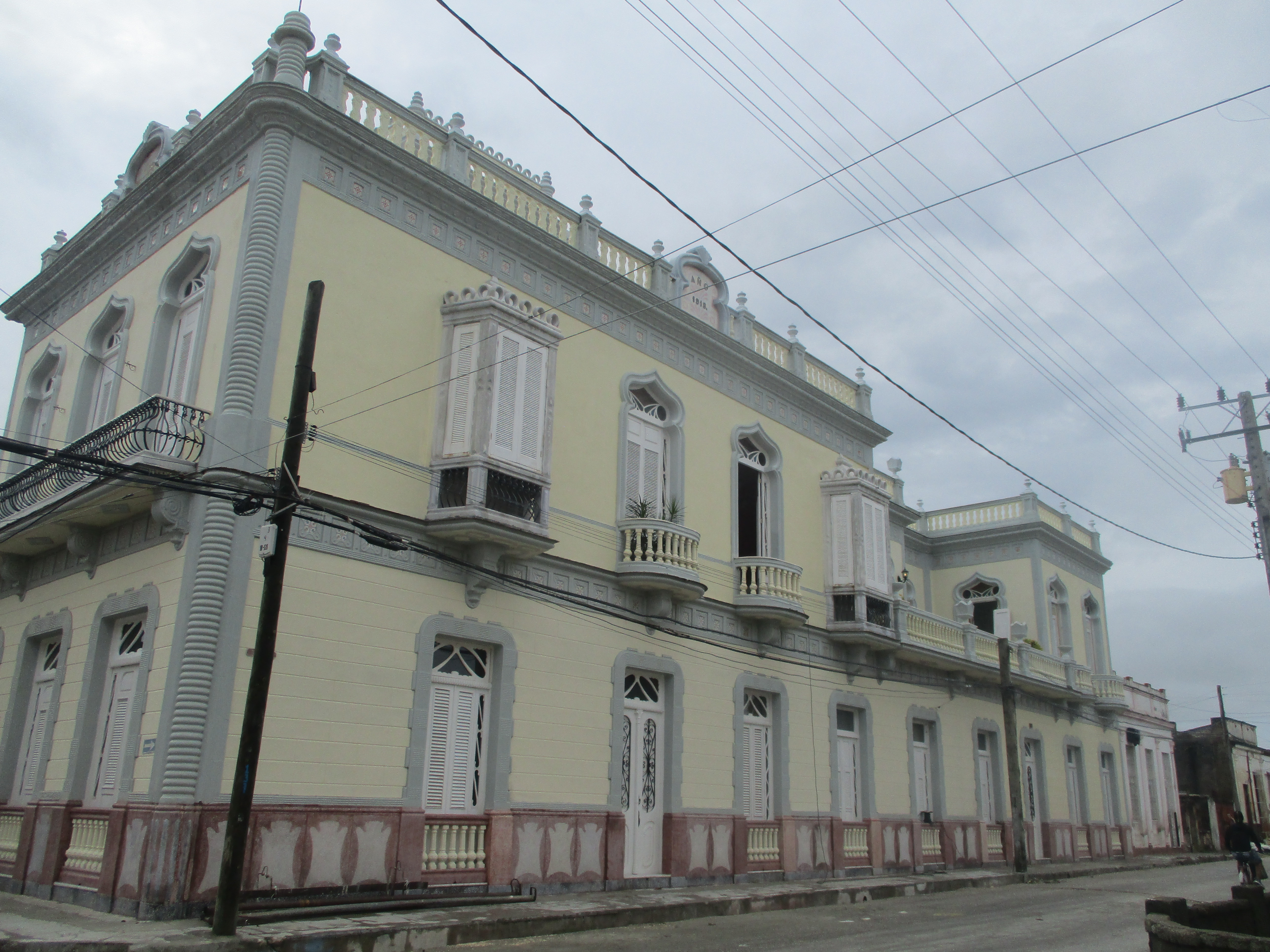 Hotel E Palacio Arenas